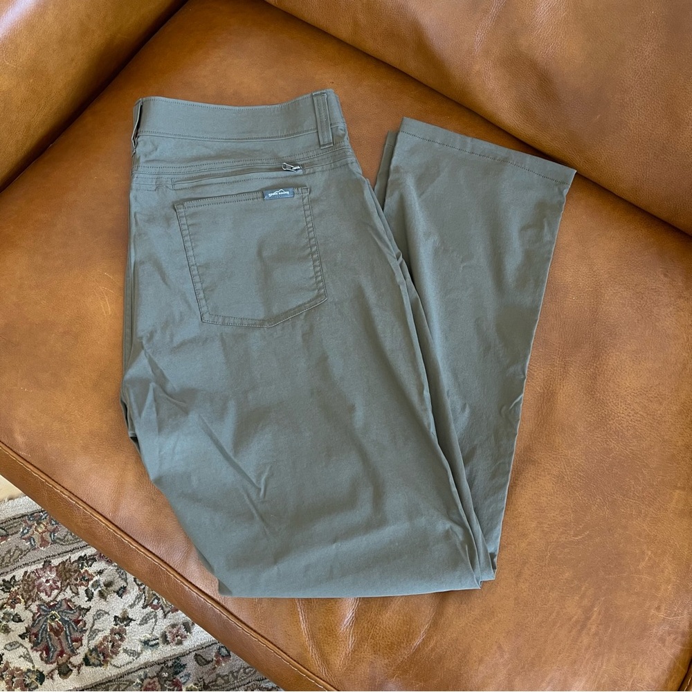 Eddie Bauer Men’s Trek Pants 38x32 olive green